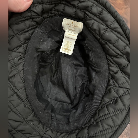 Kate Spade Bucket puffer hat  Cotton Black Logo small bow - Picture 3 of 3